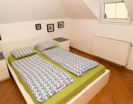 Grand Park Rooms Podgorica Buitenkant foto
