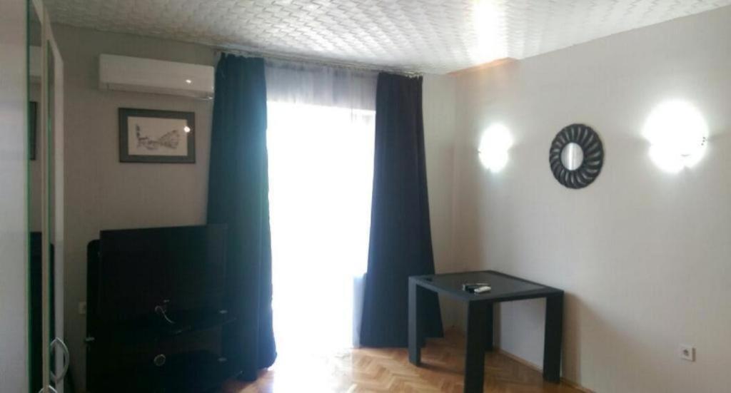 Grand Park Rooms Podgorica Buitenkant foto