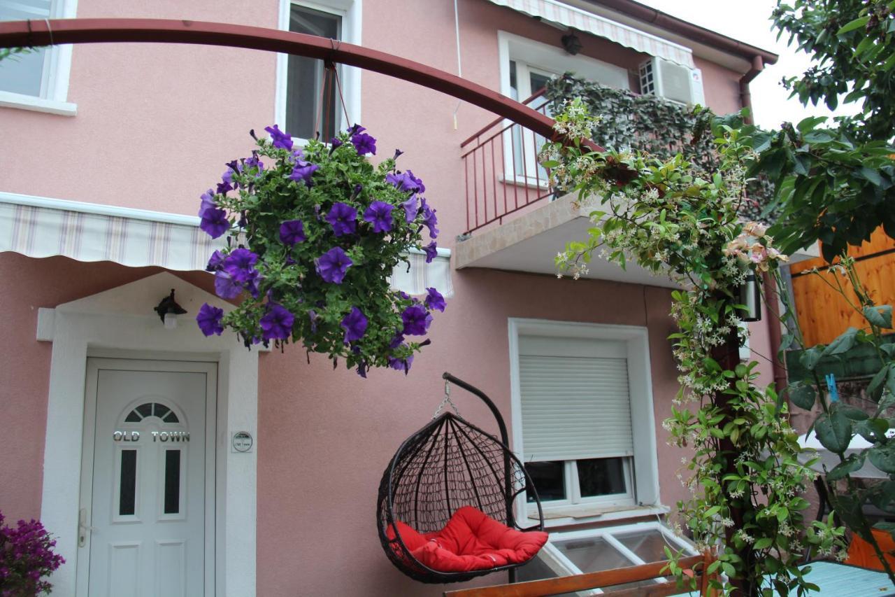 Grand Park Rooms Podgorica Buitenkant foto